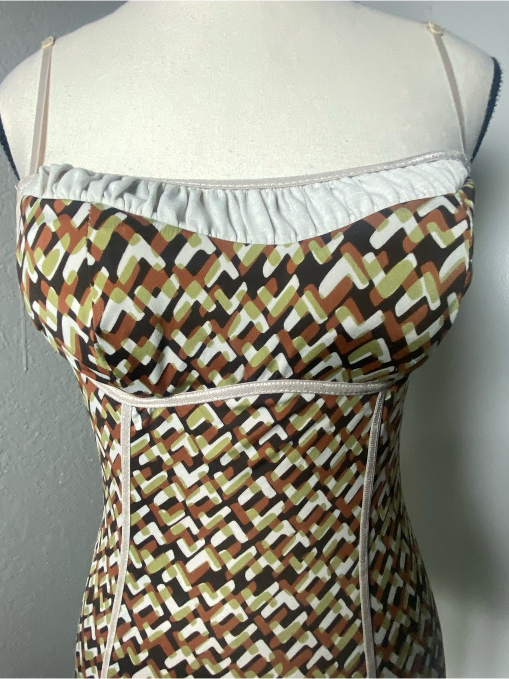 Y2K Green Brown & Grey Geometric Print Ruched Padded Bust Tank Top Size Medium - Picture 2 of 7